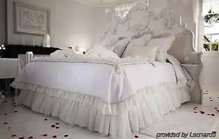 Chateau Les Charmettes Hotell Auch